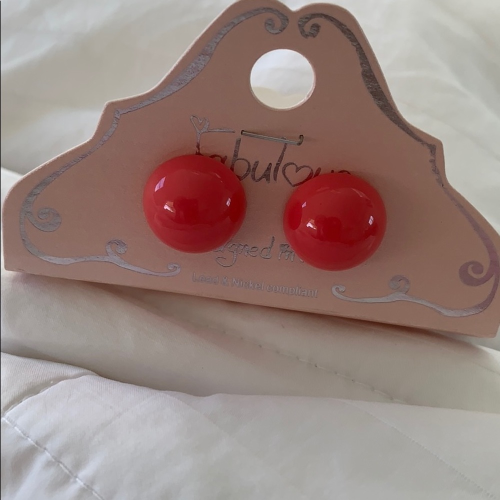 Earings